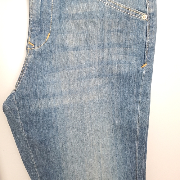Straight Leg Jeans Size 6 - Picture 8 of 8